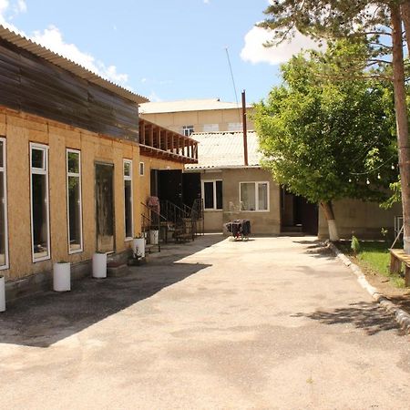 Guest House Jamal Naryn Exteriér fotografie